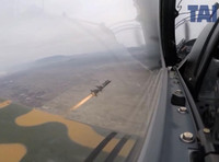 [ẢNH] Tên lửa sát thủ L-UMTAS của Thổ Nhĩ Kỳ khiến hàng loạt khí tài Syria bốc cháy