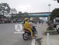 Ngắm con đường mới thành hình, đẹp lãng mạn giữa Thủ đô