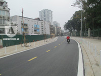 Ngắm con đường mới thành hình, đẹp lãng mạn giữa Thủ đô