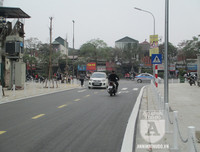 Ngắm con đường mới thành hình, đẹp lãng mạn giữa Thủ đô