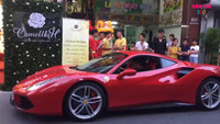 [ẢNH] Siêu xe Ferrari 488 GTB vừa bị tông nát đầu của ca sĩ Tuấn Hưng khủng cỡ nào?