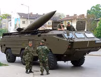 [ẢNH] Pháo binh Syria gầm thét, tên lửa đạn đạo bổ nhào xuống phiến quân thân Thổ Nhĩ Kỳ