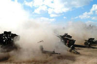 [ẢNH] Nga đổi chiến thuật, hạn chế không quân, tung siêu pháo vào trận địa tại Syria