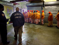 [Ảnh] Cận cảnh bên trong nhà tù khét tiếng ở Mỹ sắp bị đóng cửa