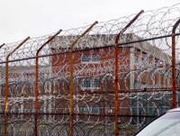 [Ảnh] Cận cảnh bên trong nhà tù khét tiếng ở Mỹ sắp bị đóng cửa