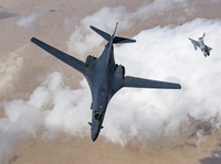 [ẢNH] Chi phí đắt đỏ, Mỹ mạnh tay loại biên 17 ‘pháo đài bay’ B-1B Lancer