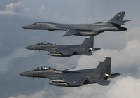 [ẢNH] Chi phí đắt đỏ, Mỹ mạnh tay loại biên 17 ‘pháo đài bay’ B-1B Lancer