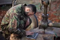 [ẢNH] Rocket vừa tấn công vào căn cứ Mỹ tại Iraq có xuất xứ từ Trung Quốc