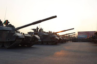 [ẢNH] Lục quân Thái Lan duyệt binh khoe sức mạnh 