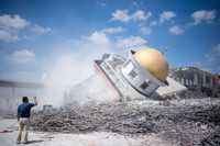 [ẢNH] Những vụ nổ kinh điển phá hủy các công trình xây dựng khổng lồ