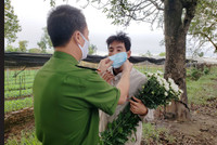 Nhắc nhở, xử lý các trường hợp không đeo khẩu trang khi ra đường