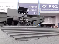 [ẢNH] Một xe diệt tăng tự hành của Ba Lan hạ gục được cả tiểu đoàn T-14 Armata?