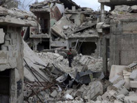 Nga đạt thỏa thuận sơ tán 1300 dân thường khỏi Douma, Syria