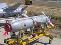 Khám phá tên lửa hành trình siêu kỳ lạ vừa bị cáo buộc tấn công căn cứ không quân Syria