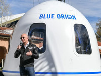 [ẢNH] Tỉ phú giàu nhất thế giới và giấc mơ đưa con người du lịch vũ trụ