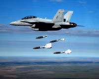 [ẢNH] Mỹ loại biên 136 tiêm kích F/A-18 Hornet và cơ hội vàng cho không quân các nước Đông Nam Á