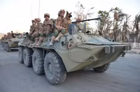 [ẢNH] Xe bọc thép BTR-82A Nga tới biên giới Syria - Thổ Nhĩ Kỳ để hủy diệt phiến quân