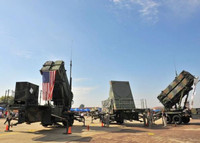 [ẢNH] Lượng lớn tên lửa Patriot Mỹ đổ về Trung Đông sau thương vụ lịch sử