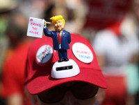 [ẢNH] Hàng chục nghìn người biểu tình chống ông Trump tại Anh