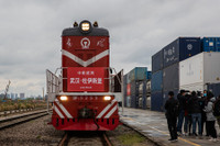 [ẢNH] Đoàn tàu hỏa rời Vũ Hán tới châu Âu, thương mại Trung Quốc bắt đầu hồi phục