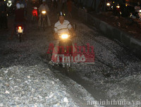 Rùng mình xem người dân 