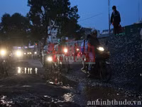 Rùng mình xem người dân 