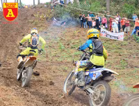 Cận cảnh những tay đua mô tô tranh tài ở Hà Giang