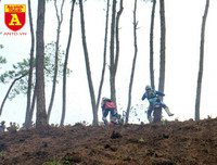 Cận cảnh những tay đua mô tô tranh tài ở Hà Giang