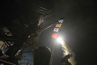 [ẢNH] Sau cáo buộc SAA tấn công hóa học kinh hoàng tại Douma, Mỹ dùng Tomahawk thị uy?