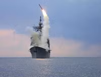 [ẢNH] Hàng trăm tên lửa Tomahawk Mỹ bất ngờ tiến vào Syria, tín hiệu cho một cuộc tấn công khốc liệt