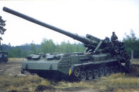 [ẢNH] Siêu pháo tự hành có khả năng bắn đạn hạt nhân của Nga bất ngờ khai hỏa dữ dội tại điểm nóng