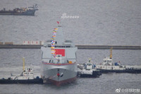 [ẢNH] Trung Quốc bất ngờ hạ thủy cùng lúc hai khu trục hạm Type 055