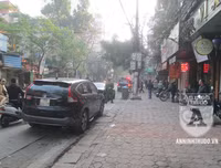 [ẢNH] Đường phố Hà Nội gọn gàng nhờ sự ra quân tích cực của lực lượng liên ngành