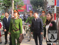 [ẢNH] Đường phố Hà Nội gọn gàng nhờ sự ra quân tích cực của lực lượng liên ngành