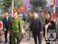 [ẢNH] Đường phố Hà Nội gọn gàng nhờ sự ra quân tích cực của lực lượng liên ngành