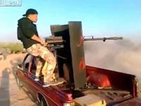 [ẢNH] Trực thăng Nga, Syria lo sợ trước súng máy khủng khiếp rơi vào tay khủng bố