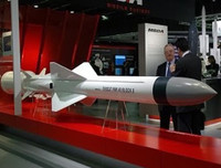 [ẢNH] Tên lửa Exocet Pháp và cú chẻ đôi chiến hạm Mỹ khiến 58 người thương vong