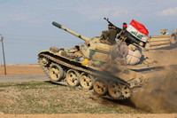 [ẢNH] IS chớp thời cơ tấn công lớn ở miền Trung khi quân đội Syria dồn lực lượng về Tây Bắc