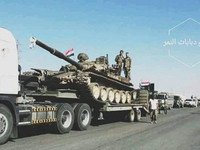 [ẢNH] Xe tăng Syria tiến vào Idlib sau thắng lợi bước ngoặt ở Hama