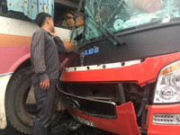 Cận cảnh hiện trường vụ tai nạn giao thông nghiêm trọng trên tuyến Pháp Vân - Cầu Giẽ