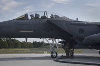 [ẢNH] Mỹ gây áp lực cực lớn lên Nga khi triển khai F-15E cách biên giới chỉ 230 km