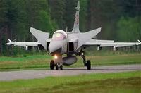 [ẢNH] MiG-21 Ấn Độ hạ gục F-16 Pakistan, Mỹ lo lắng, Nga trông chờ, chỉ có Thụy Điển hưởng lợi?