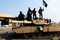 Bất ngờ nguồn gốc kho vũ khí khổng lồ hiện đại của Mỹ mà khủng bố IS đang sử dụng