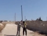 Bất ngờ nguồn gốc kho vũ khí khổng lồ hiện đại của Mỹ mà khủng bố IS đang sử dụng