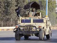 Bất ngờ nguồn gốc kho vũ khí khổng lồ hiện đại của Mỹ mà khủng bố IS đang sử dụng