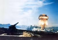 [ẢNH] Sức mạnh hủy diệt của pháo hạt nhân Mỹ có thể khiến mọi thứ 'bốc hơi'