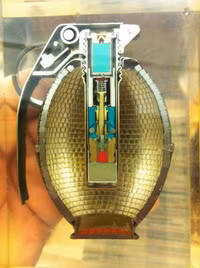 [ẢNH] Cấu tạo bên trong đầy thú vị của vũ khí sau khi bị... 