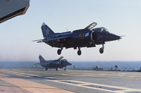 [ẢNH] Nhìn lại vụ tiêm kích hạm siêu độc đáo của Liên Xô rơi ngoài khơi Việt Nam