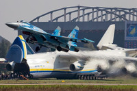 [ẢNH] Từ 70 chiến thần Su-27 xuống còn 17 chiếc, điều gì đang xảy ra với chiến đấu cơ mạnh nhất của Ukraine?