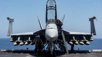 [ẢNH] Sự xuất hiện của F/A-18 Mỹ tại Đà Nẵng là tiền đề để Việt Nam có thể nghiên cứu, trang bị